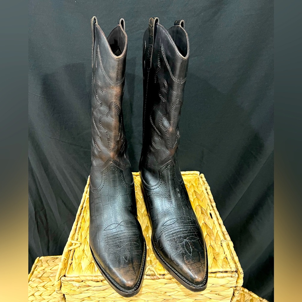 Trendy western cow girl boots 👢 ✨💕